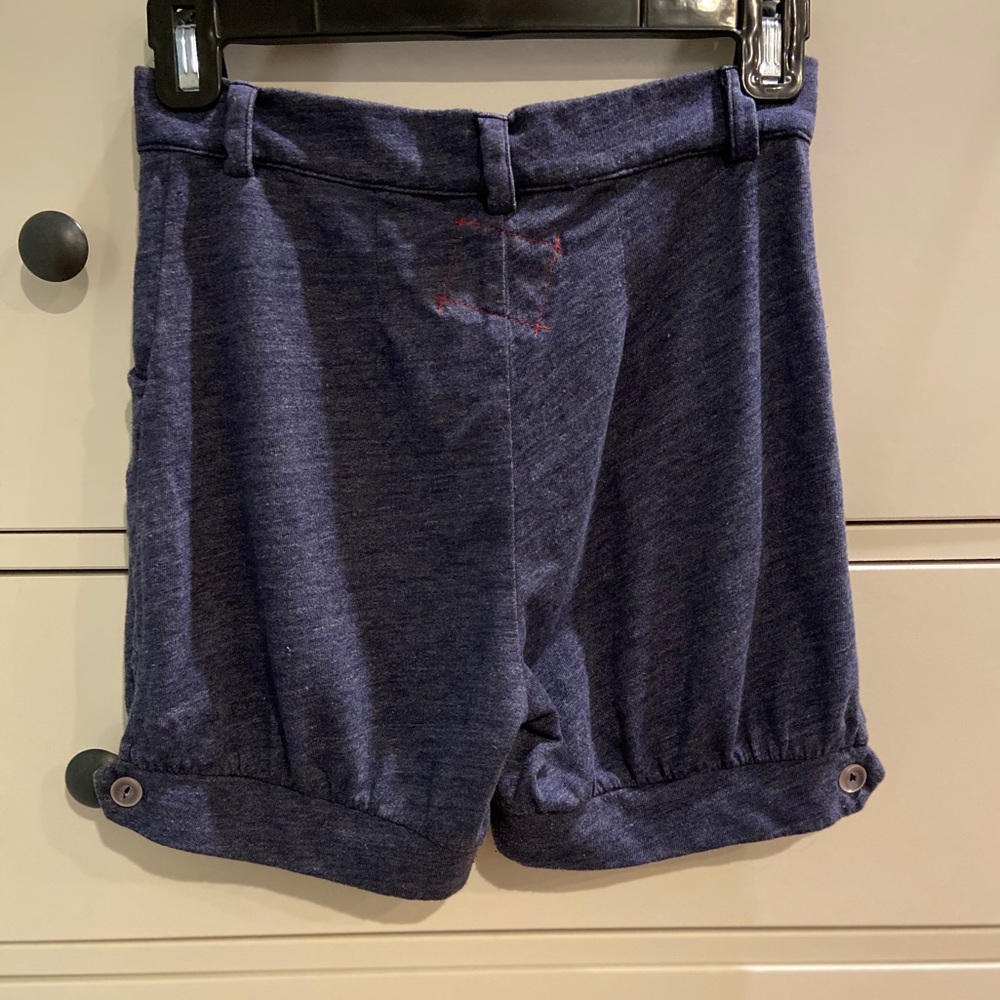 Shorts - Picture 3 of 4